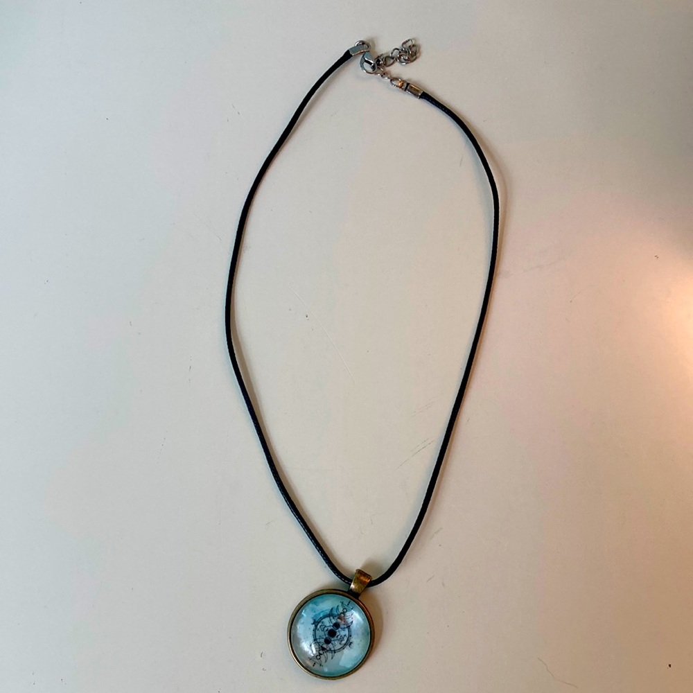 Moon Phases Necklace 🌕🌖🌗🌘🌑🌒🌓🌔